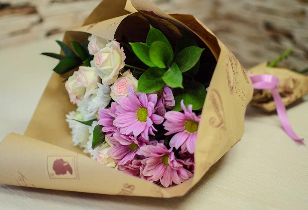 Букет цветов из: Розы и Хризантемы в Ачите