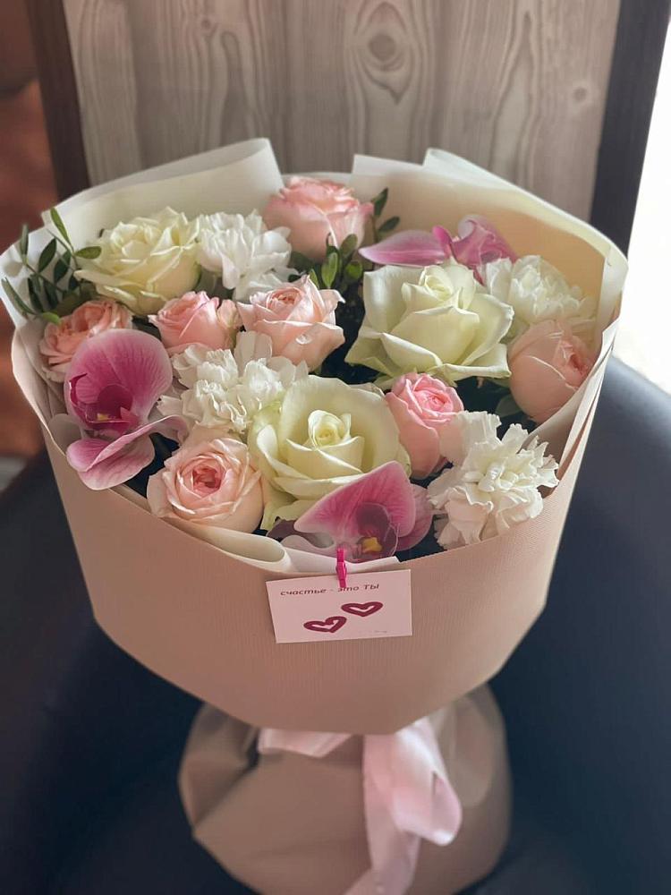 Букет цветов из: Орхидеи, Розы и Гвоздики в Ачите