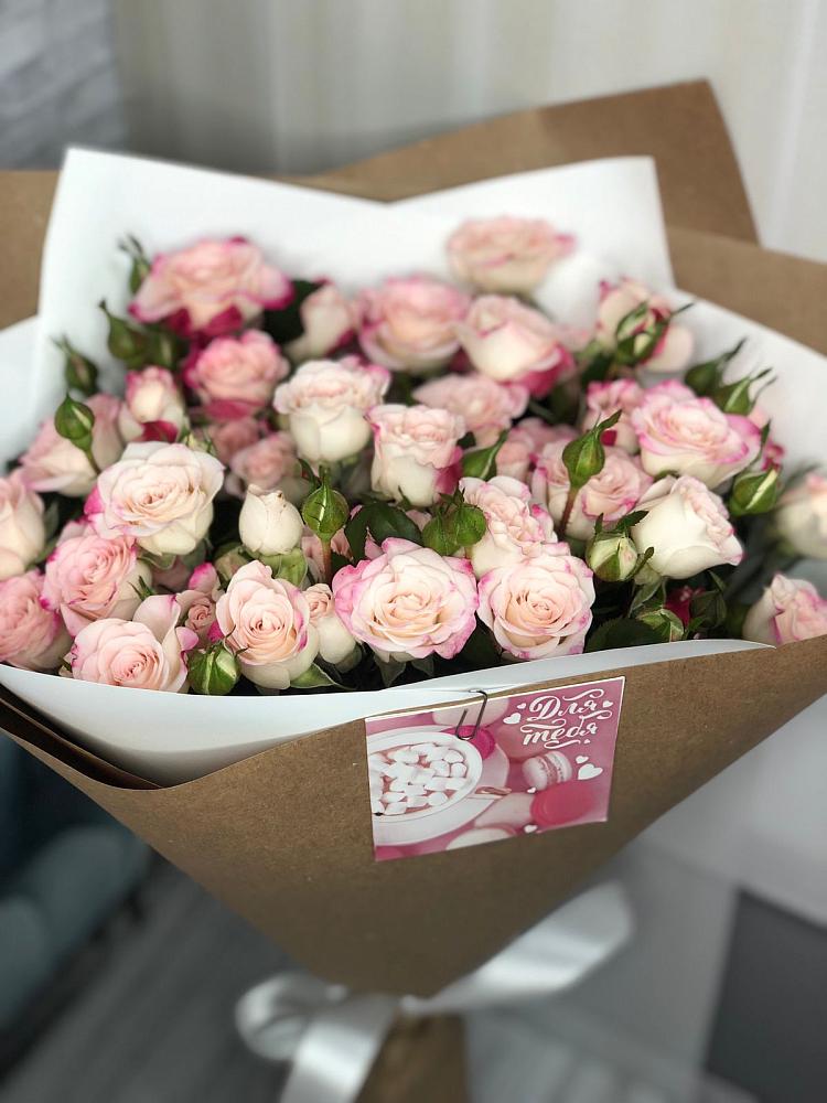 Букет цветов из: Розы в Ачите