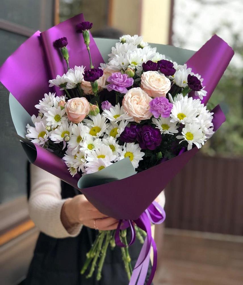 Букет фиолетовый сад в Ачите Букет цветов из: Хризантемы, Гвоздики и Розы в Ачите