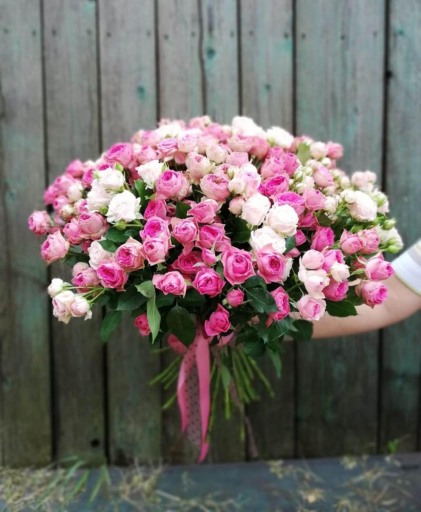 Розовые кустовые розы Натали и Лав Лидия в Ачите Букет Розовые кустовые розы Натали и Лав Лидия в Ачите